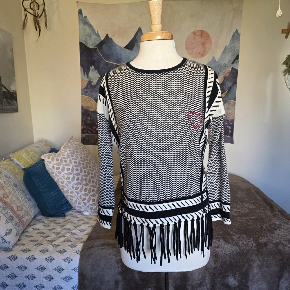 Iphoria 100% Cashmere Fringe Sweater XS Black White Graphic Heart Boho Luxe - Picture 10 of 16
